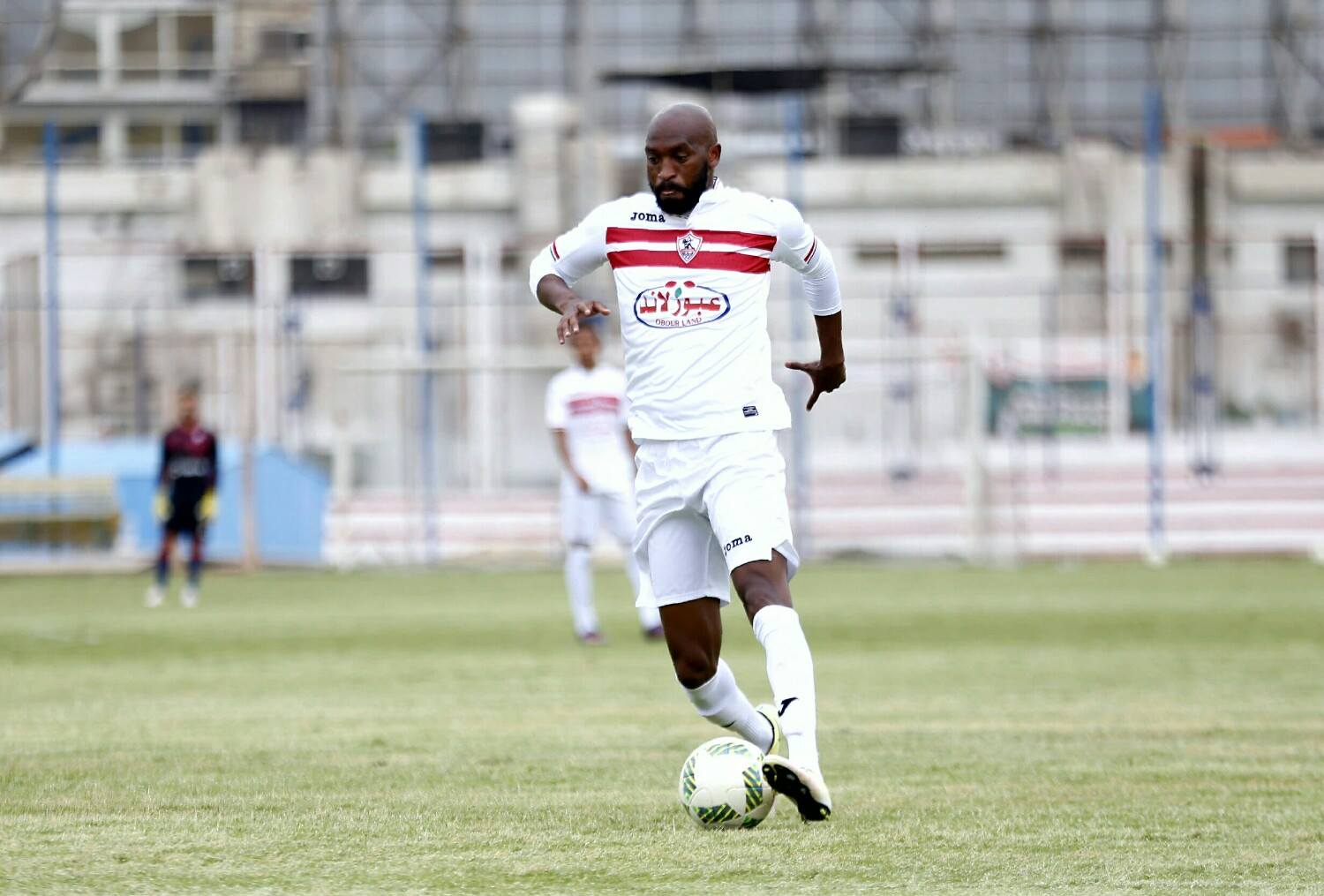شيكابالا أحد عناصر الخبرة بالزمالك شيكابالا أحد عناصر الخبرة بالزمالك