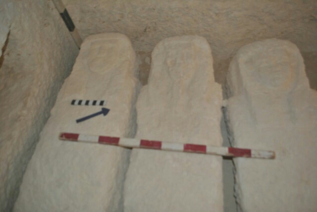 اكتشاف 3 مقابر تعود للعصر البطلمى (3)