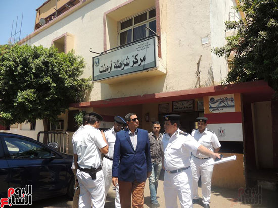 جولة مدير الأمن على مركز شرطة أرمنت غرب المحافظة