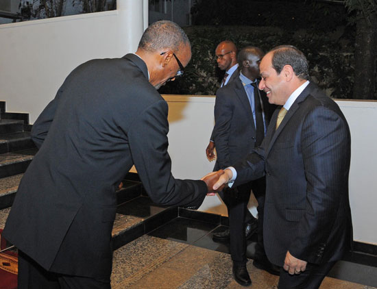الرئيس السيسى مع الرئيس الرواندى (1)