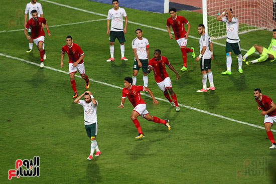 صدمة هدف الأهلى على لاعبى المصرى