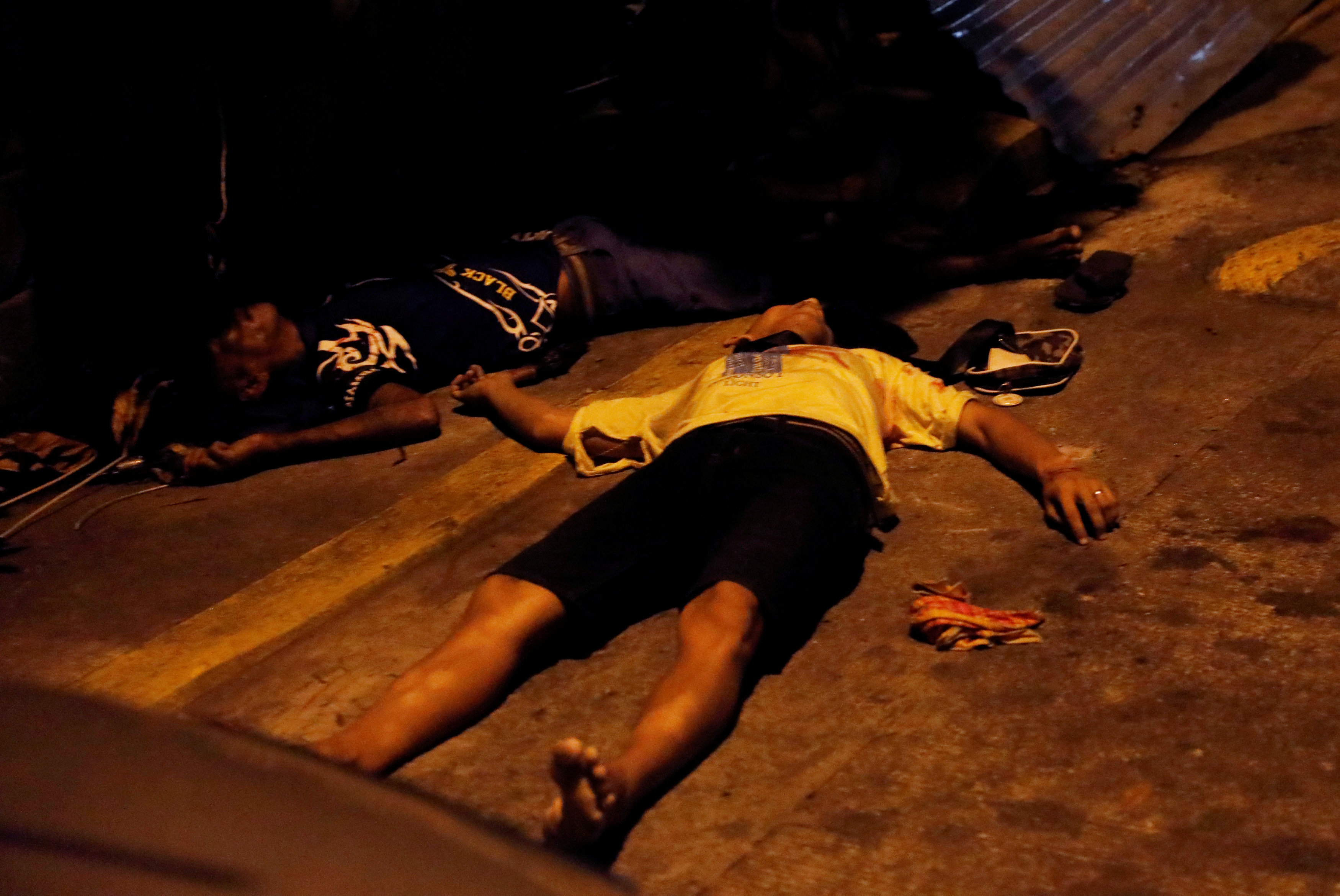 الشرطة الفلبينية تقتل مسلحين فى الشارع