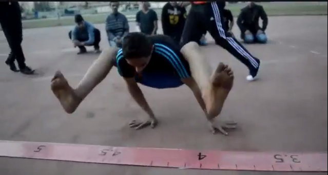 محمد خلال تحطيمه للرقم القياسى