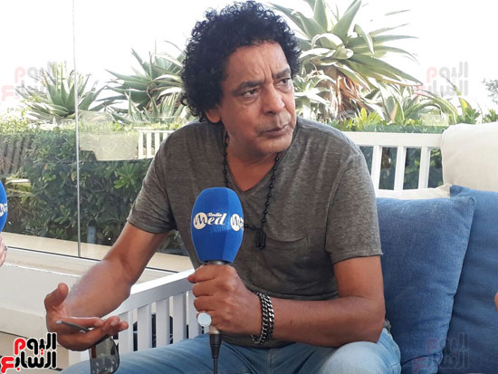 لقاء محمد منير مع الاعلام التونسى (9)