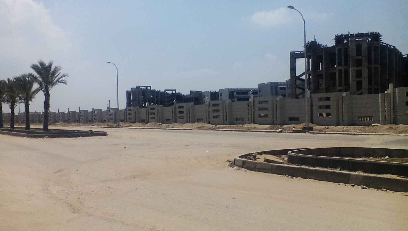 أول صور لسيارة مدير إدارة تأمين الطرق بدمياط (1)