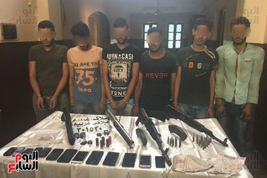  أفراد التشكيل العصابي