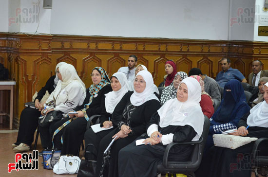 محمد مختار جمعة خلال افتتاح الدورة العلمية الأولى للواعظات (1)
