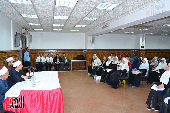 محمد مختار جمعة خلال افتتاح الدورة العلمية الأولى للواعظات (12)
