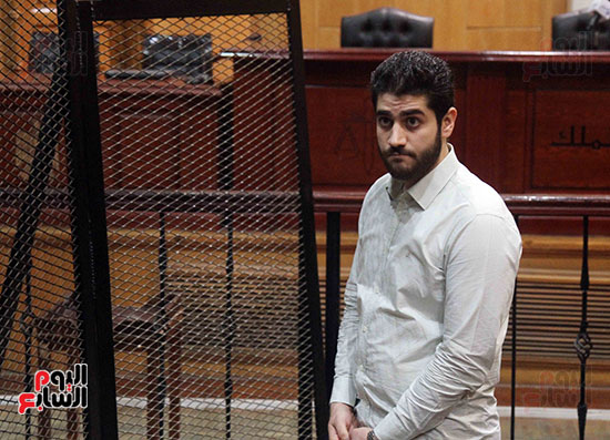 محاكمة مرسى و 27 آخرين باقتحام السجون (4)
