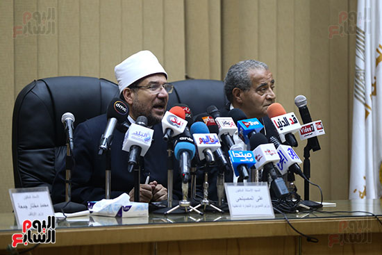 المؤتمر الصحفى المنعقد بمقر وزارة التموين والتجارة الداخلية لتوقيع بروتوكول مع وزارة الأوقاف المصرية (15)