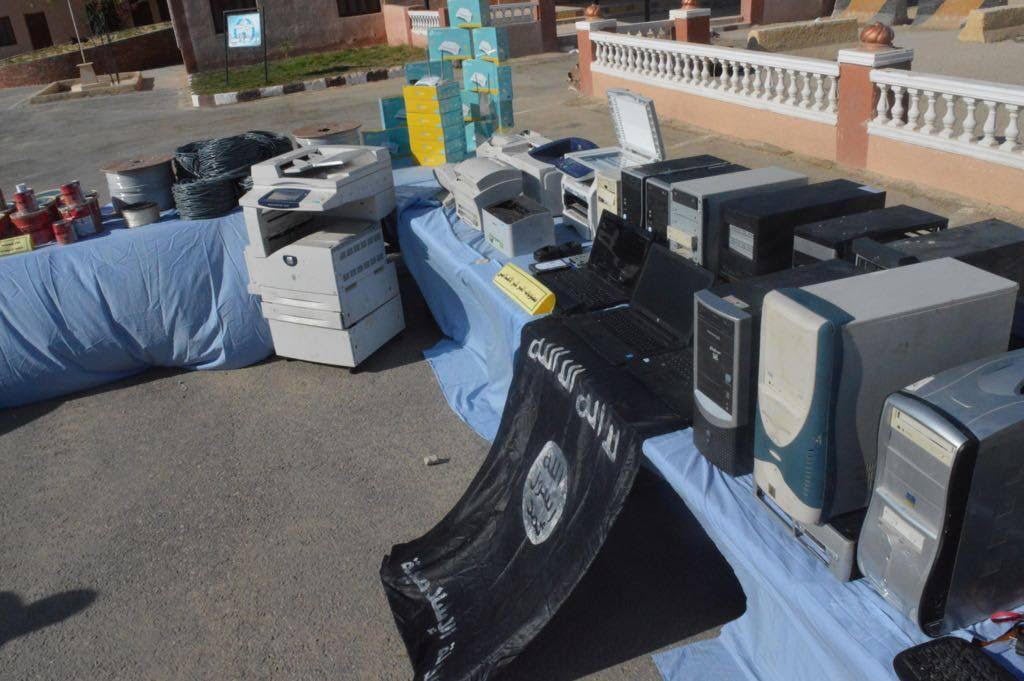 الجيش الثانى يقضى على 8 تكفيريين ويدمر 6 أوكار إرهابية بشمال سيناء (2)