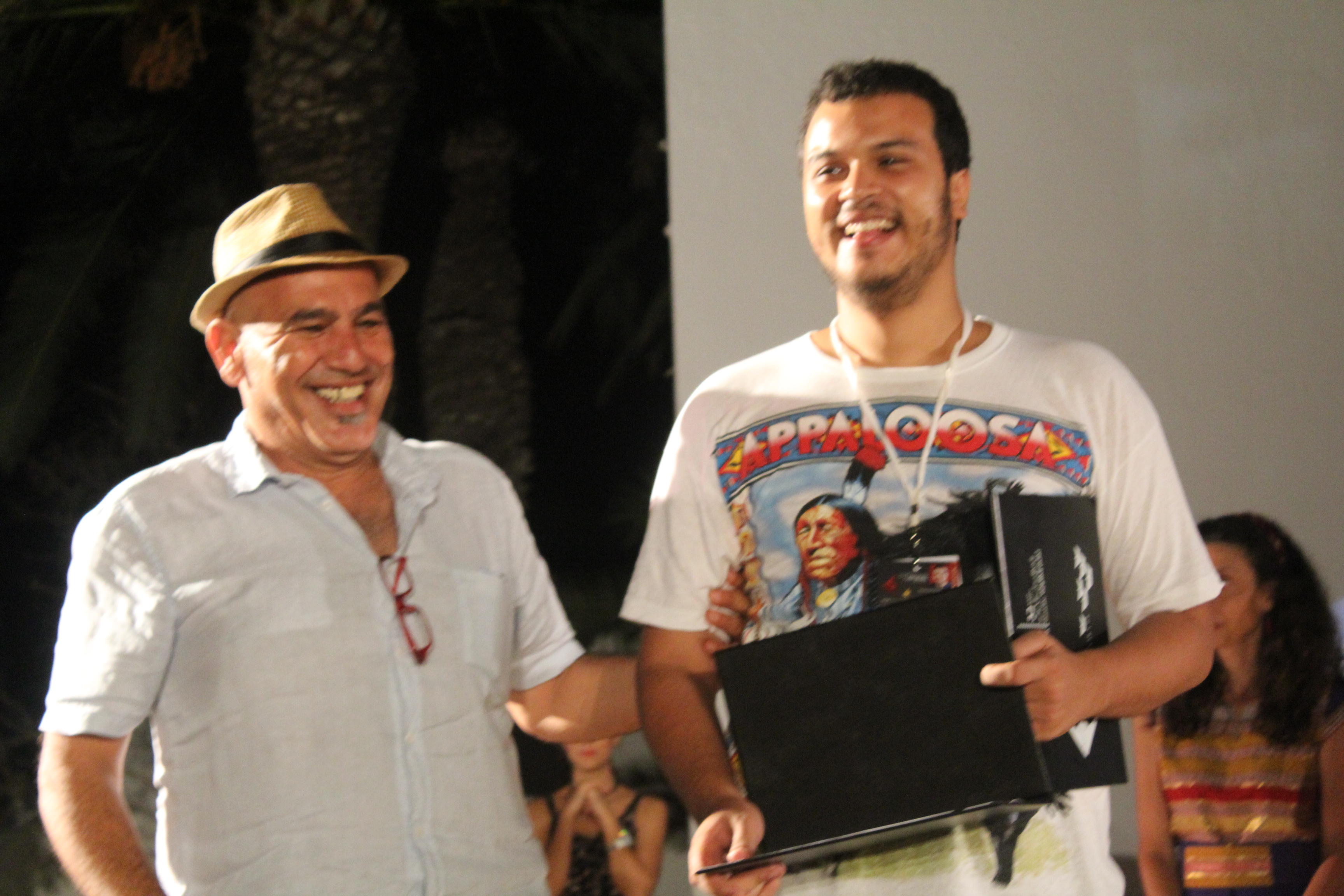 رشيد مشهراوي يشارك في توزيع الجوائز