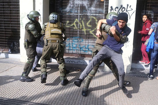 اعتقال-الشرطة-للمتظاهرين