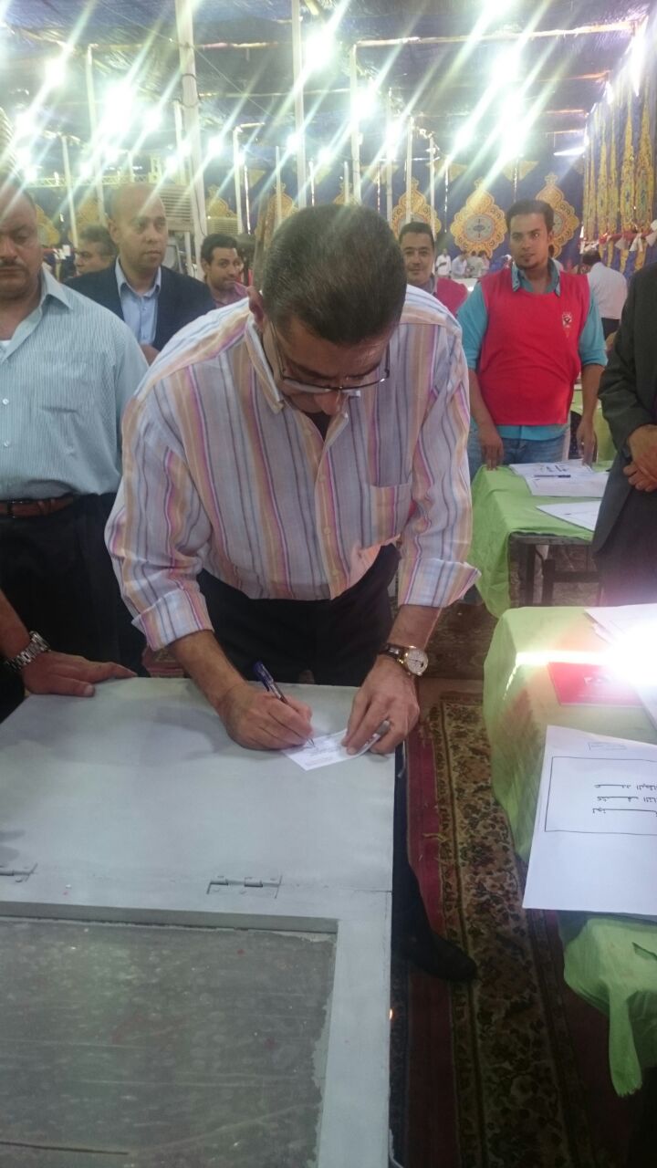 رئيس الاهلى يصوت على اللائحة