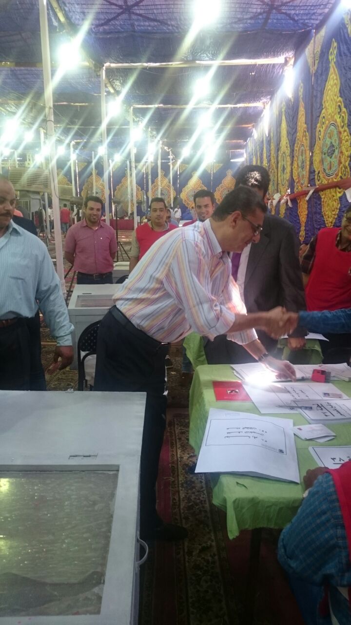 رئيس الاهلى يدلى بصوته