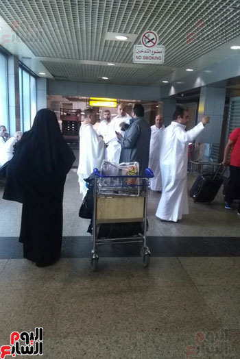طيران النيل تمنع 20 حاجا مصريا من السفر للسعودية (2)