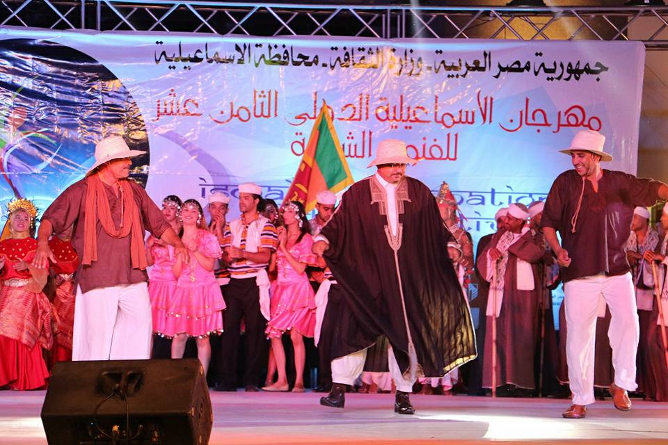 النمنم وطاهر وعامر يكرمون الفرق فى ختام مهرجان الإسماعيلية الدولى للفنون الشعبية (2)