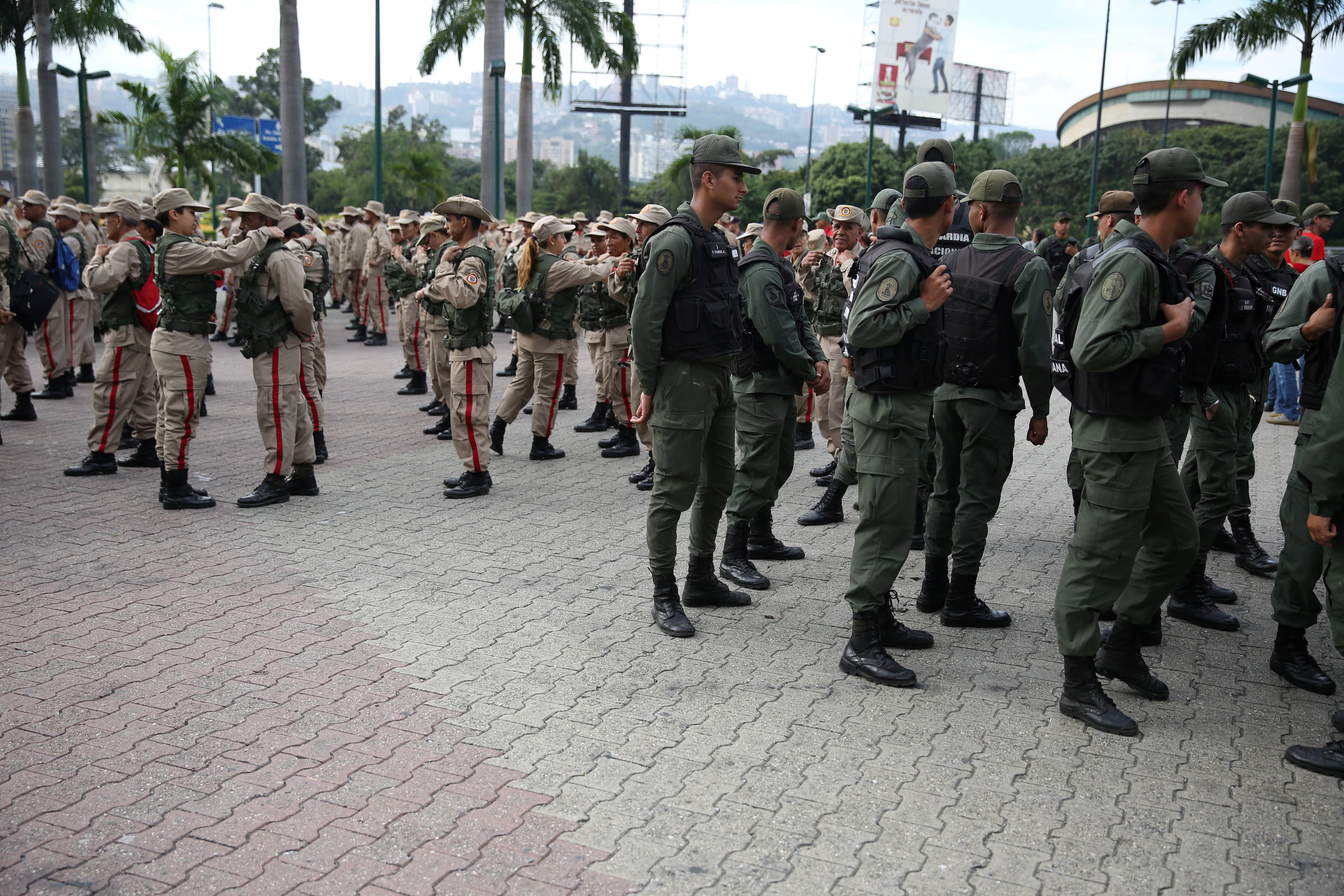 تدريبات الجيش الفنزويلى