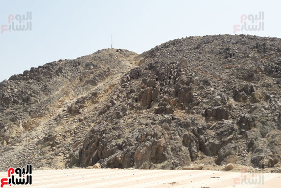 جبل حميثرة بقرية الشيخ الشاذلى