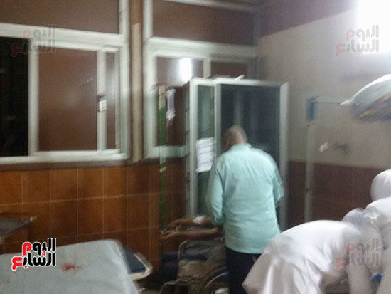 حادث تصادم أتوبيس وسيارة ببنى سويف (7)