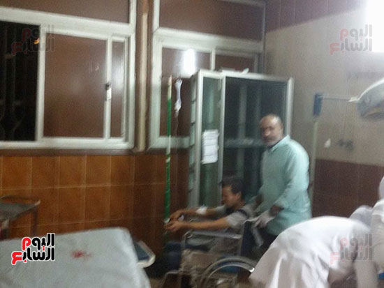 حادث تصادم أتوبيس وسيارة ببنى سويف (9)