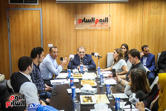 رجل الأعمال حسن راتب والكاتب الصحفى خالد صلاح خلال ندوة اليوم السابع