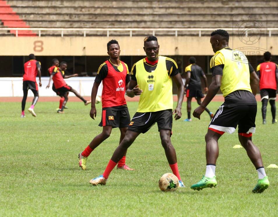 لاعبو أوغندا يستعدون لمواجهة مصر بقوة