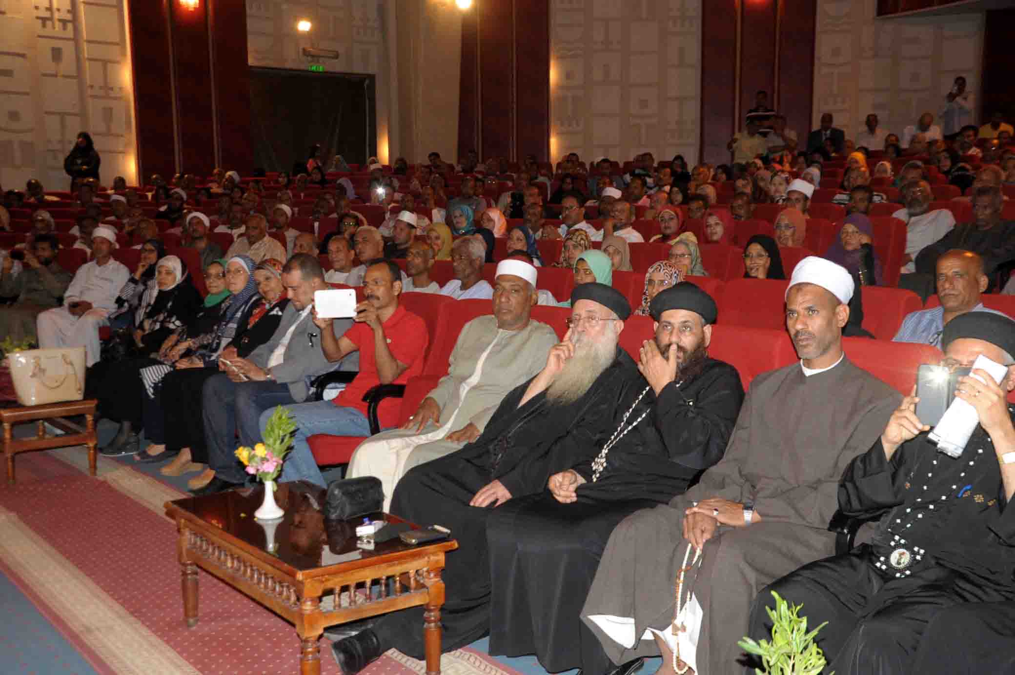 3-             عدد من حضور فعاليات احتفالية لجان المسائلة المجتمعية بالاقصر