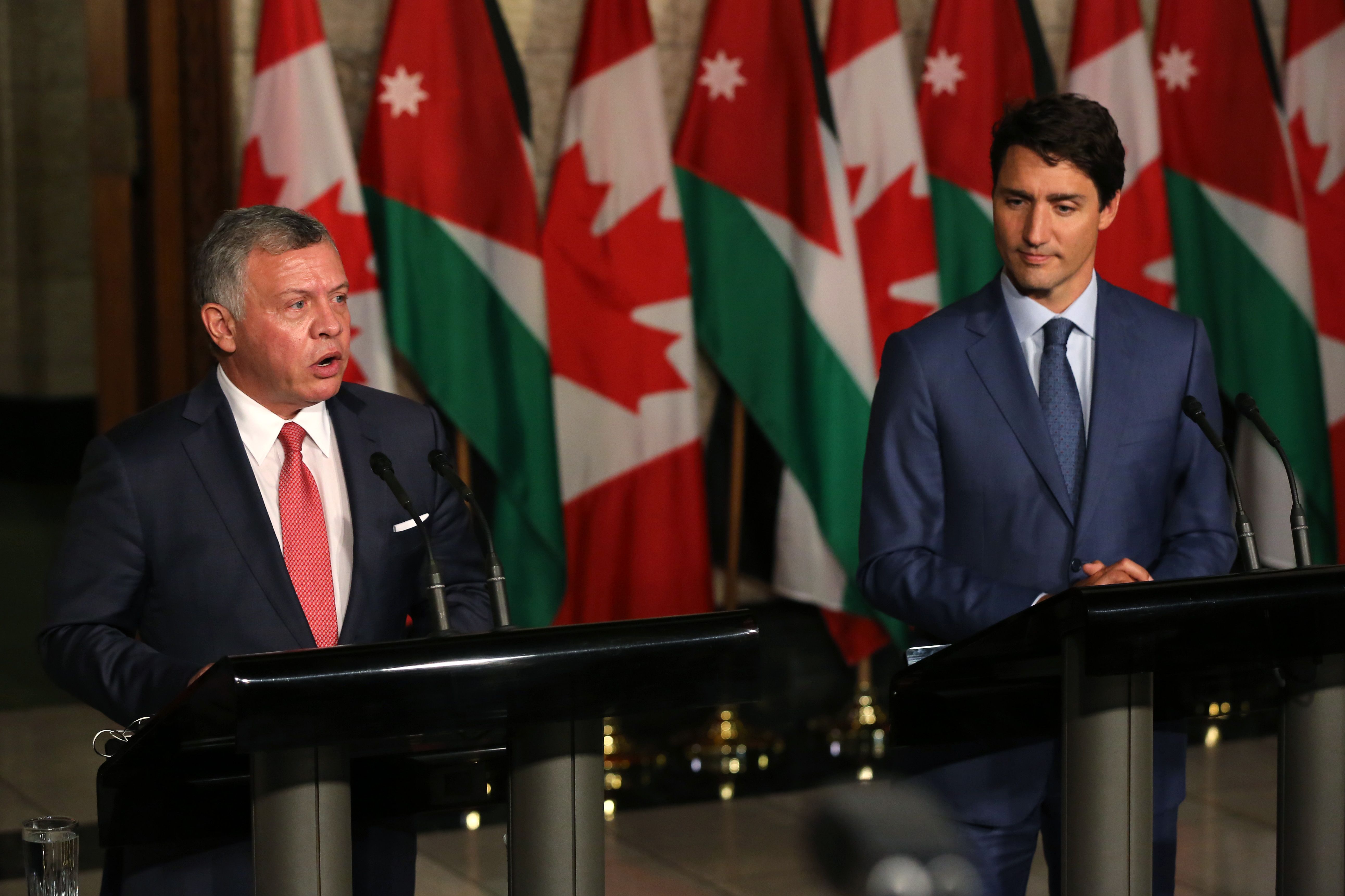 مؤتمر ملك الأردن ورئيس الوزراء الكندي