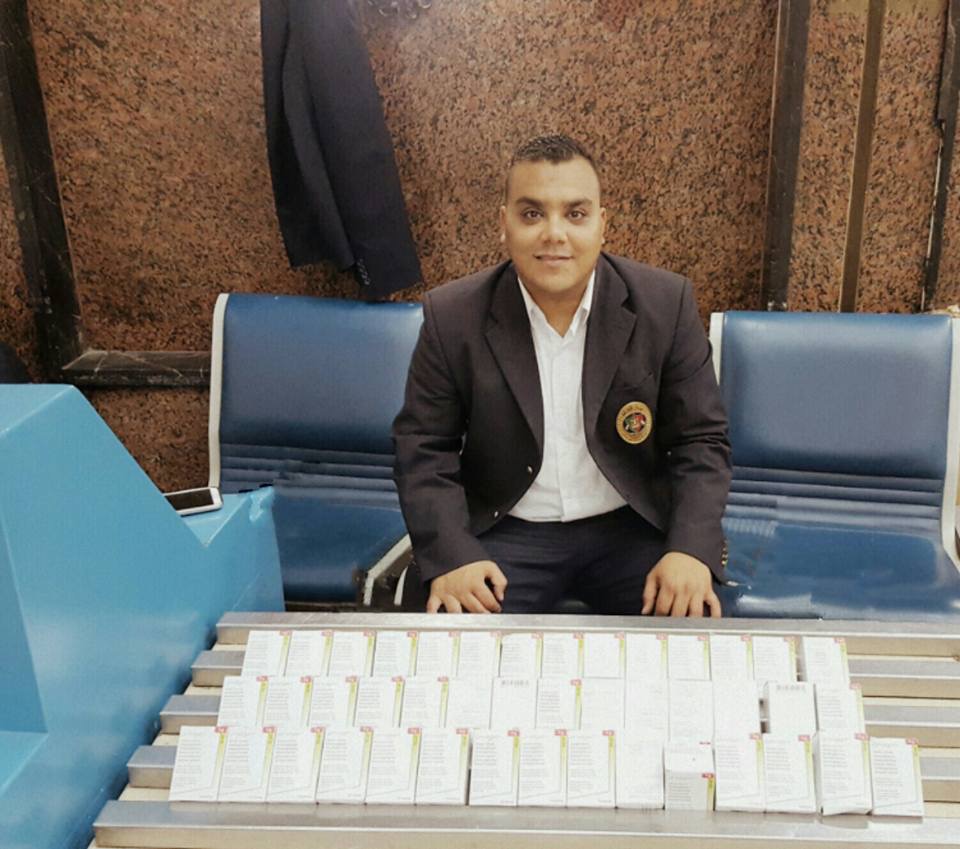 جمارك مطار القاهرة تحبط محاولة سودانية فى تهريب أدوية كبد (4)