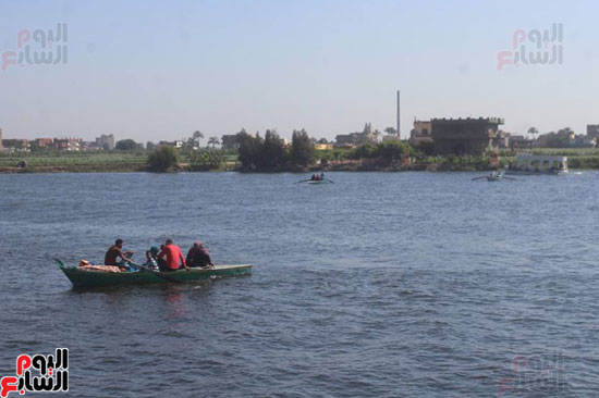 الرحلات النيلية بقوارب الصيد