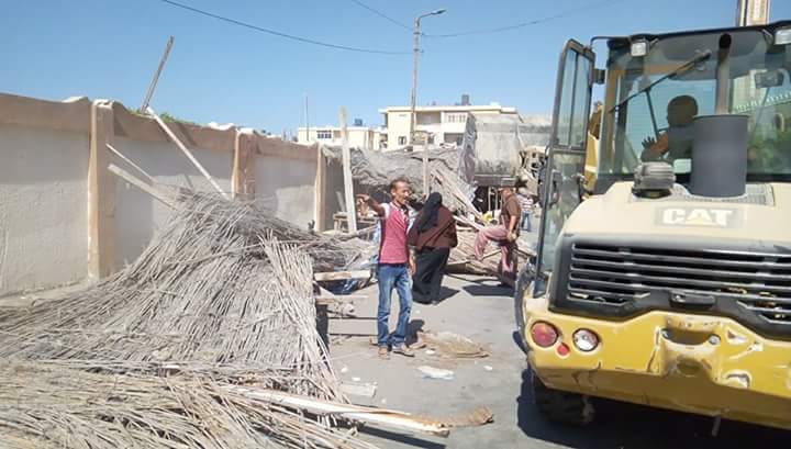 حملة موسعة لإزالة الإشغالات بمدينة العريش (5)