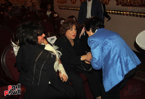 وزير الثقافة يكرم نادية رشاد على المسرح القومى بالعتبة (2)