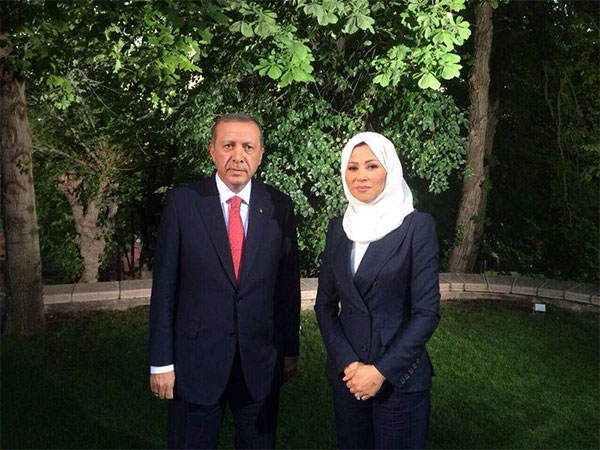 خديجة مع أردوغان