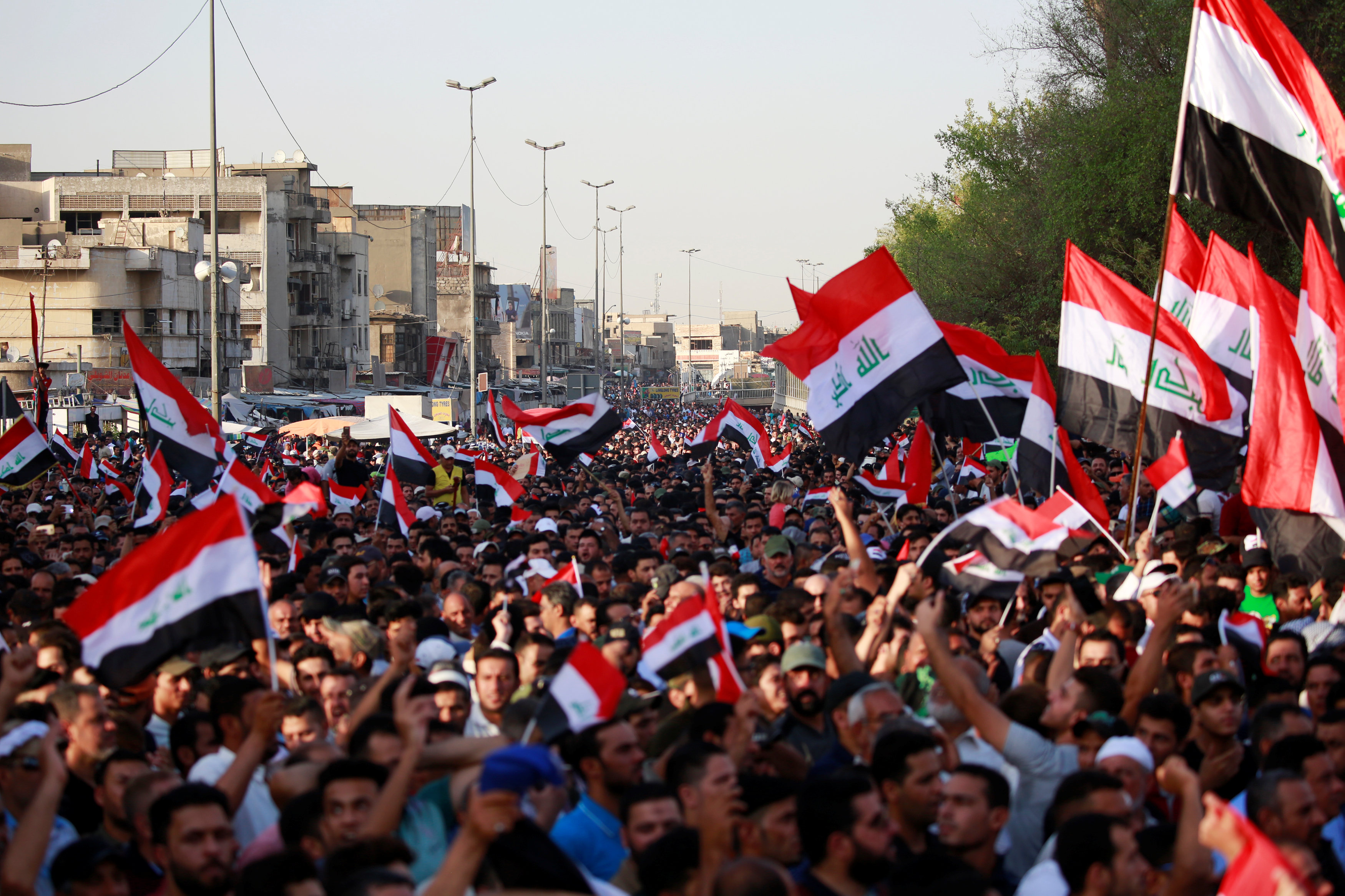 آلاف الصدريين فى بغداد