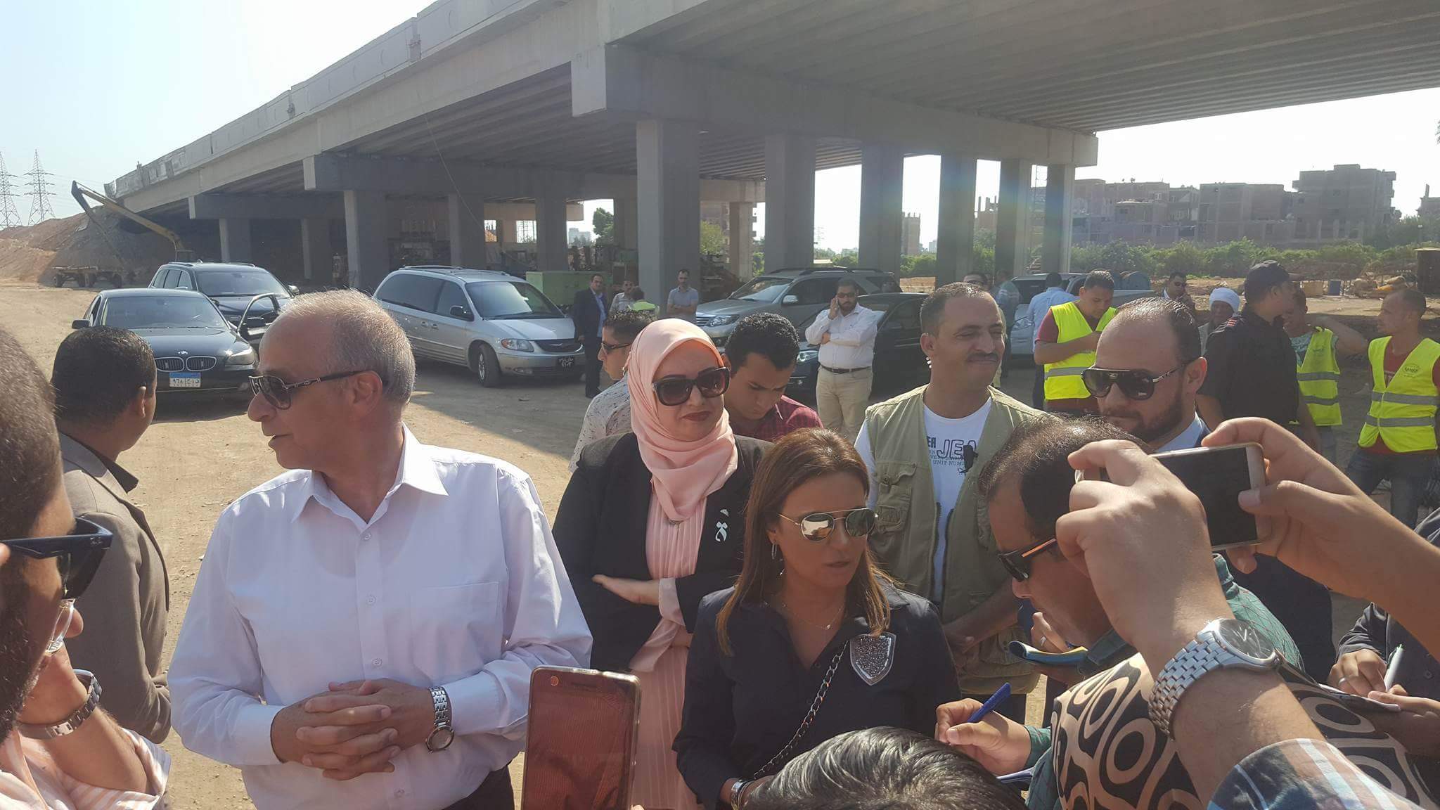 جانب من الزيارة جانب من الزيارة