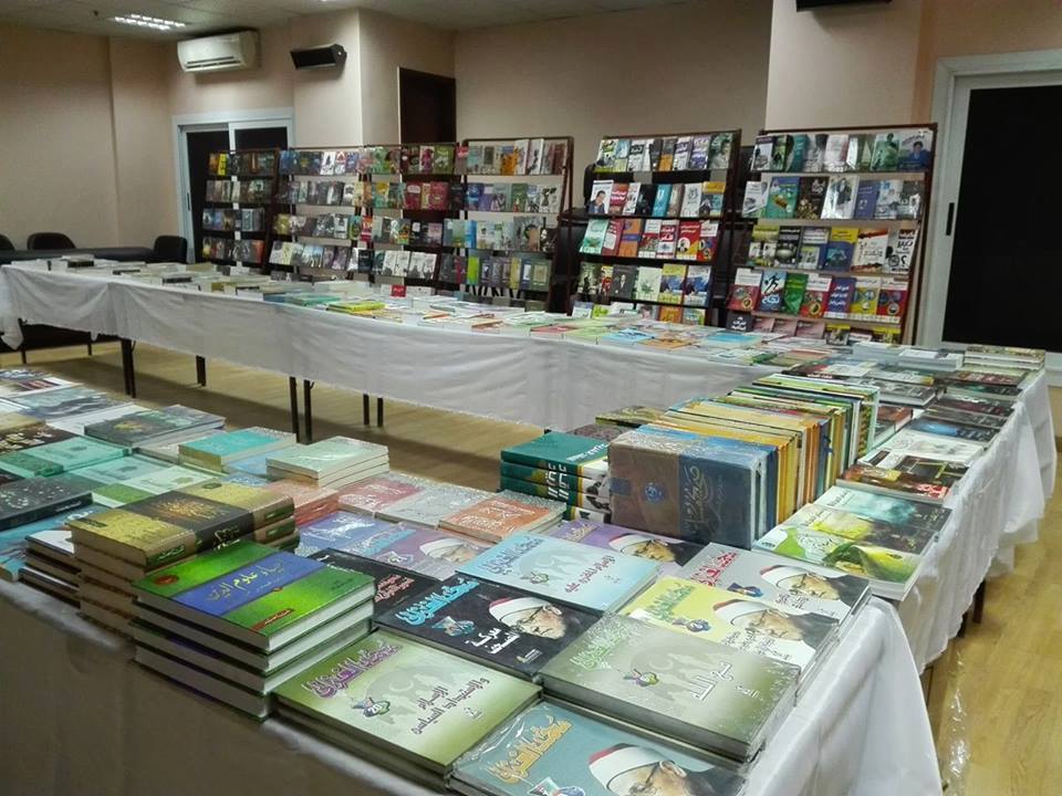 إفتتاح معرض جديد للكتاب بمقر نقابة الأطباء في مدينة الأقصر (1)