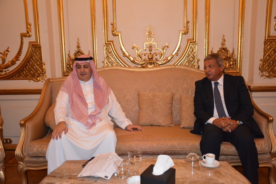 وزير الرياضة ورئيس الاتحاد العربي وزير الرياضة ورئيس الاتحاد العربي