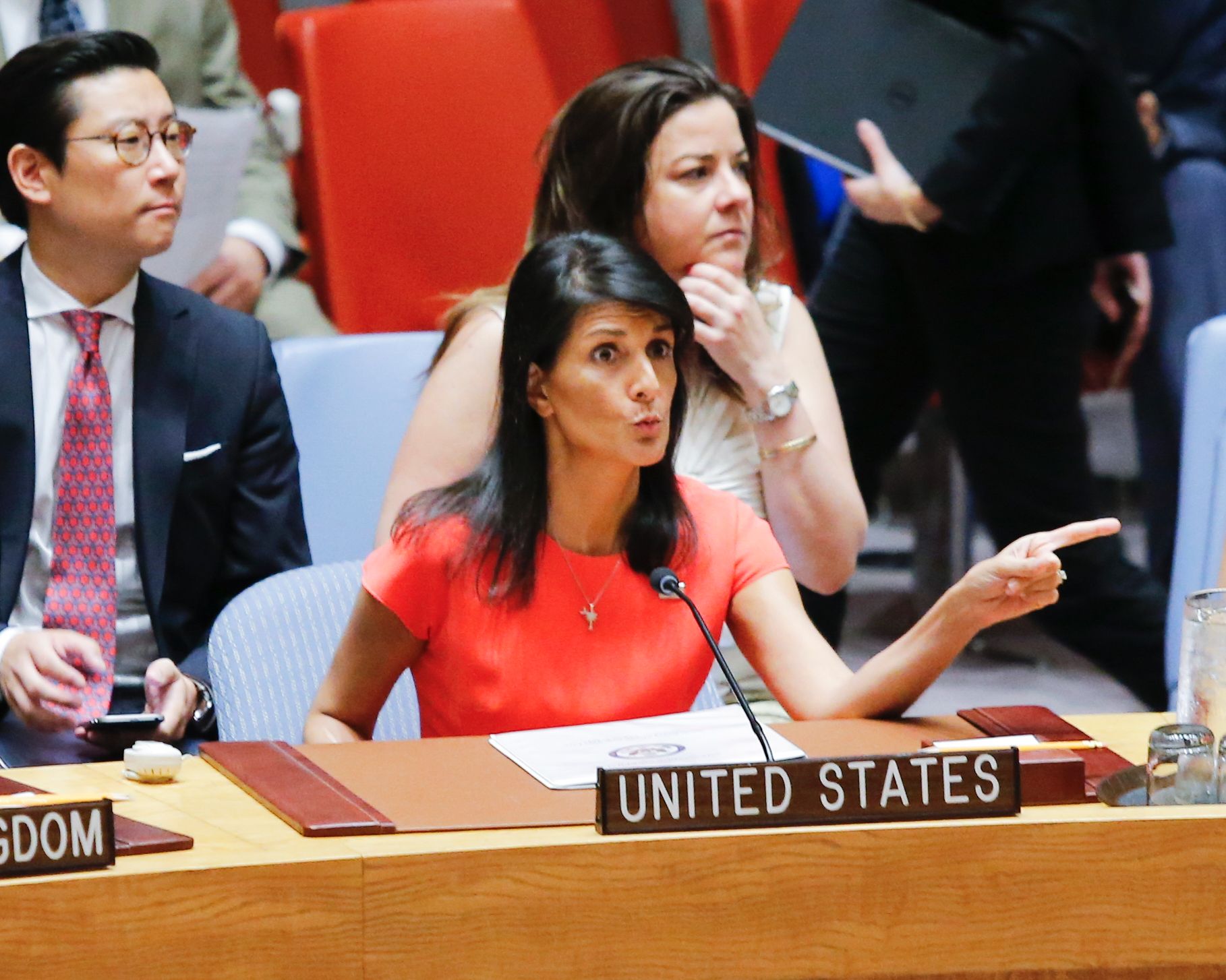 سفير الولايات المتحدة لدى الأمم ‏المتحدة نيكى هالى خلال جلسة فى مجلس الأمن