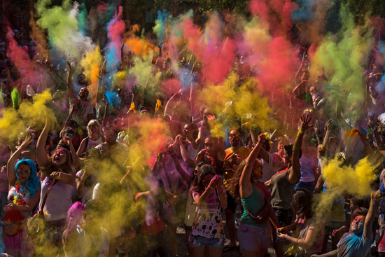 مهرجان الألوان فى مدريد