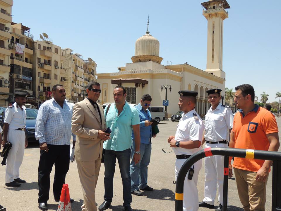 المدير يتابع تأمين مدخل ميدان أبو الحجاج ومعبد الاقصر