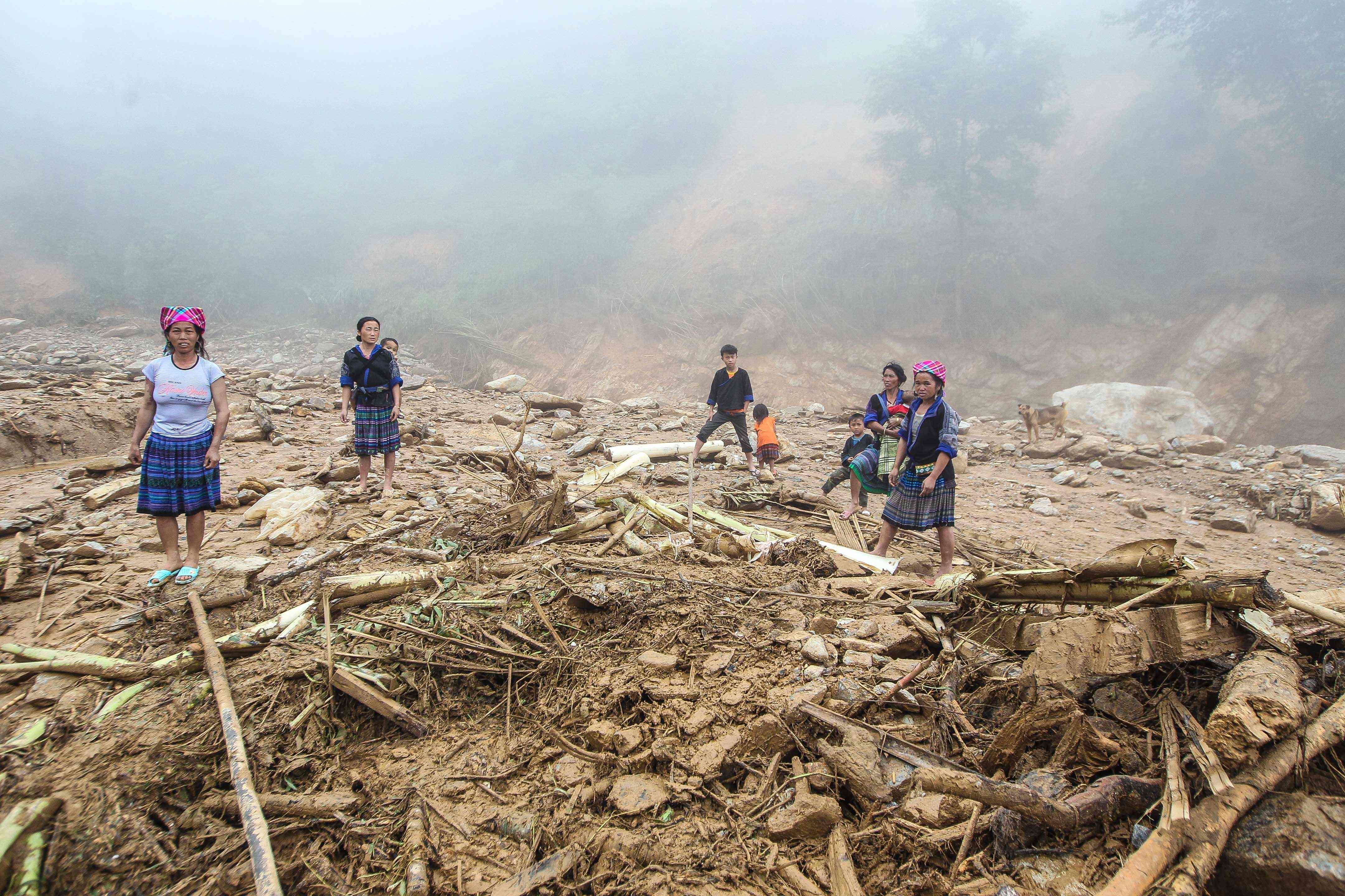 تشرد الأسر فى فيتنام بسبب الفيضانات