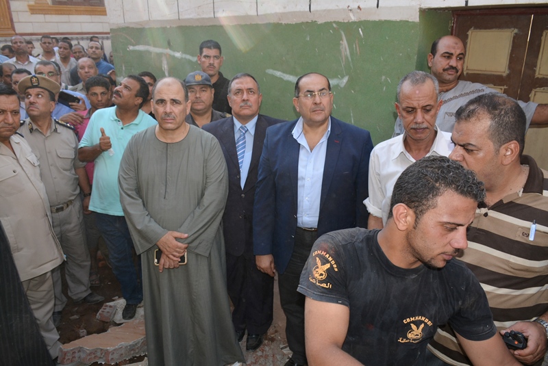 تفقد رفع انقاض المنزل المنهار بسفلاق (1)