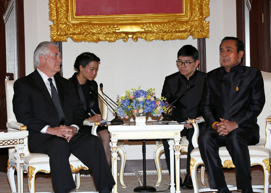 تيلرسون-يلتقى-رئيس-الوزراء-التايلاندي