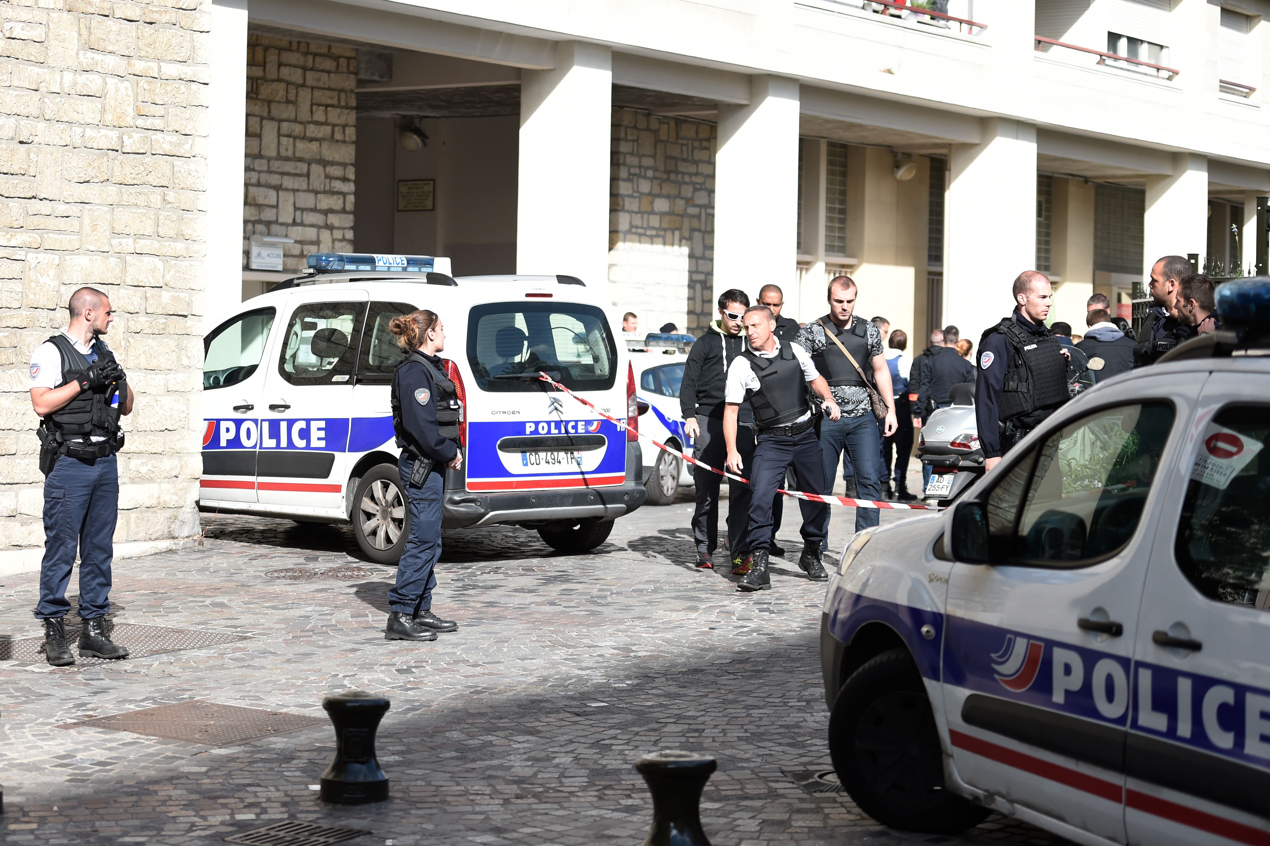تواجد الشرطة الفرنسية