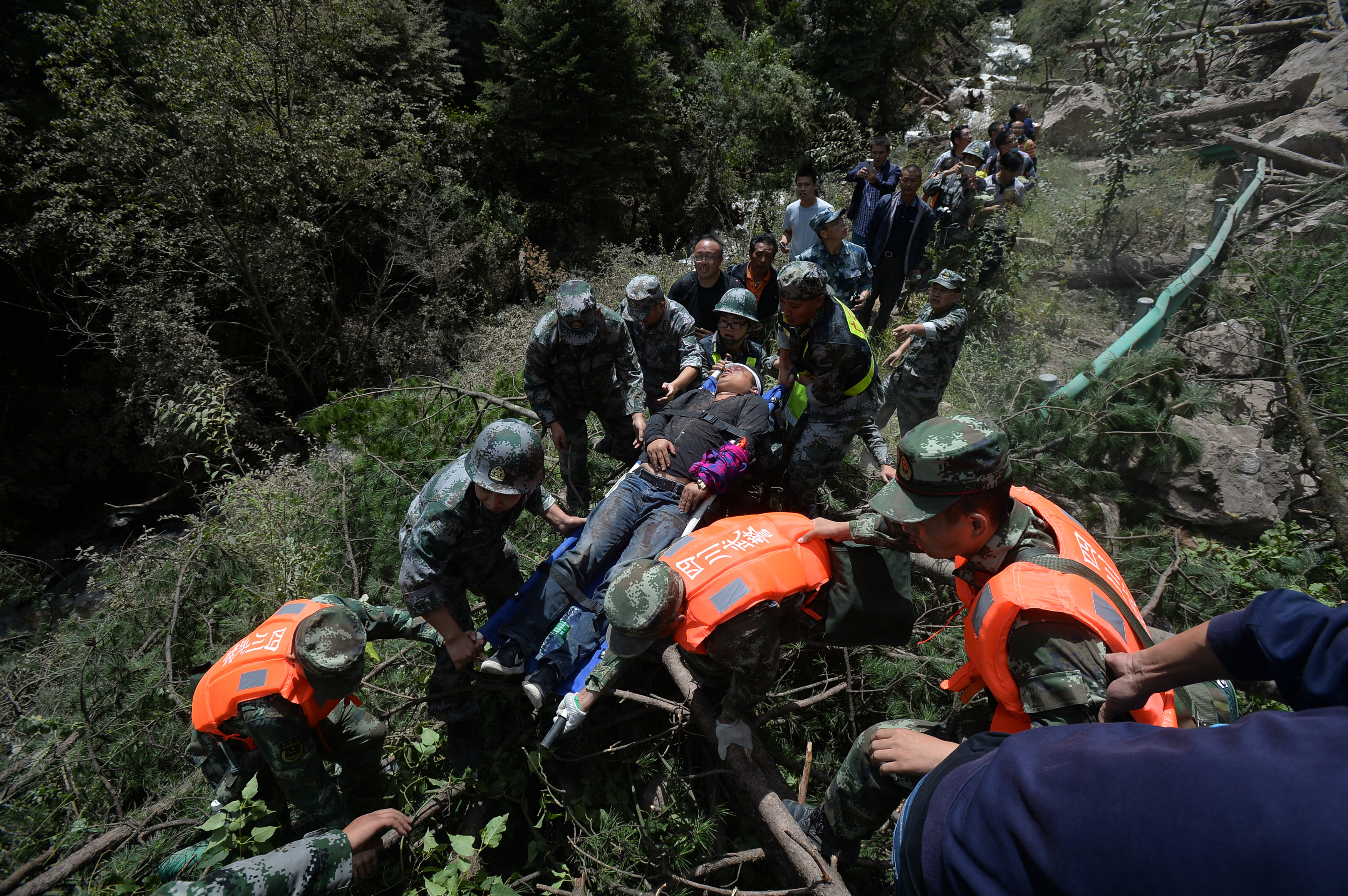 ارتفاع حصيلة ضحايا زلزال سيتشوان بالصين لـ 19 قتيلا و247 مصابا