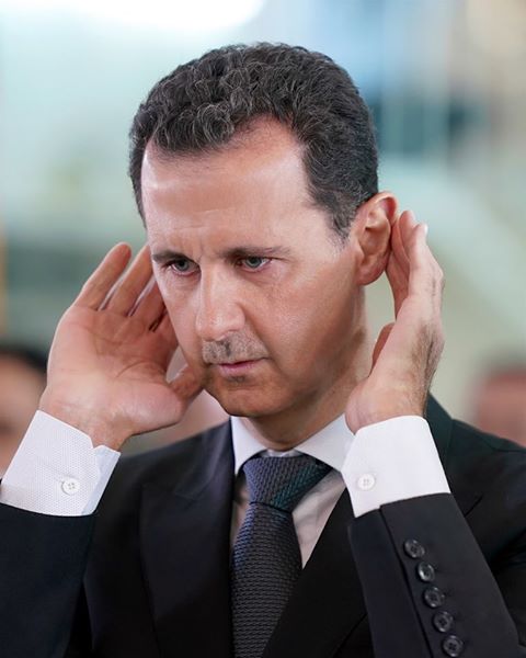 الرئيس السورى بشار الأسد يؤدى صلاة عيد الأضحى