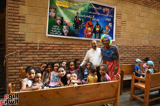 الكنيسة تحتفل بعيد الأضحى مع أطفال وأهالى شبرا (33)