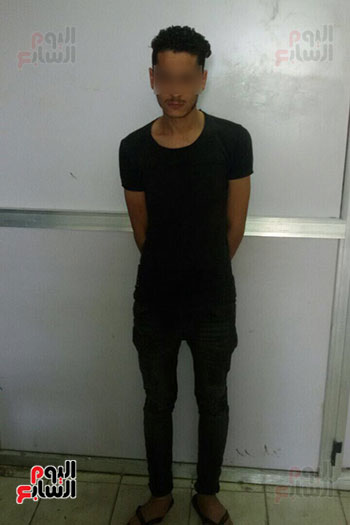 أحد المتهمين أحد المتهمين