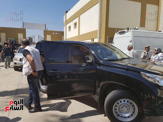 زيارة وزير الصحة أثناء مغادرة شبرا